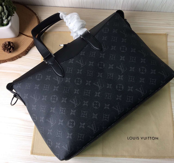 ルイヴィトン モノグラム スーパーコピーブリーフケースエクスプローラー M40566